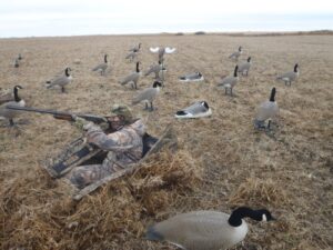 SK-waterfowl-hunting-honker-heaven-104
