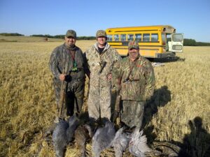 SK-waterfowl-hunting-honker-heaven-114