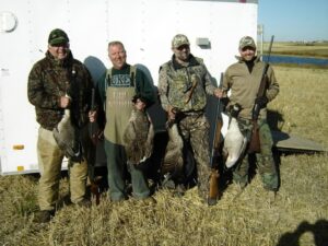 SK-waterfowl-hunting-honker-heaven-108